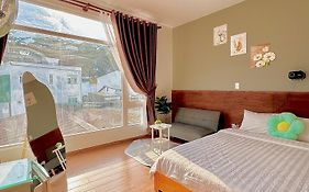 Quang Minh Dalat Hotel